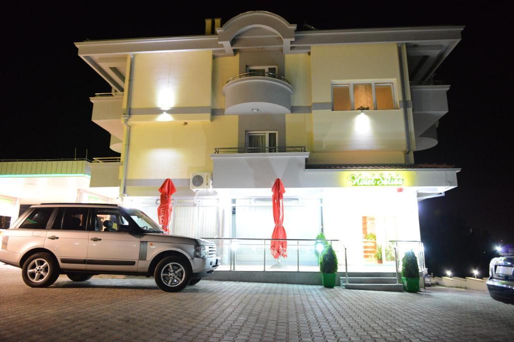 Hotel Salida 프릴레프 외부 사진